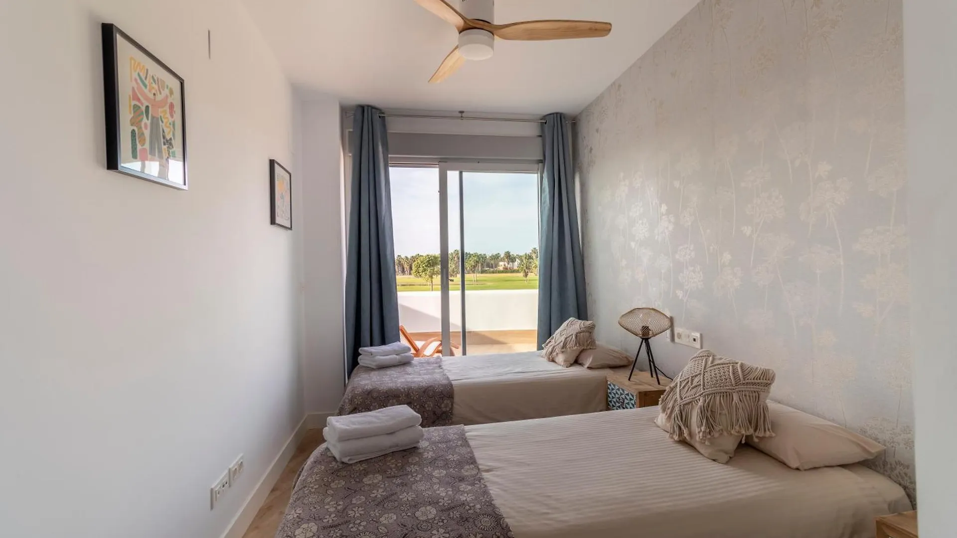 Rentitspain Apartamento Serena Terraza Con Vista A Golf Motril España