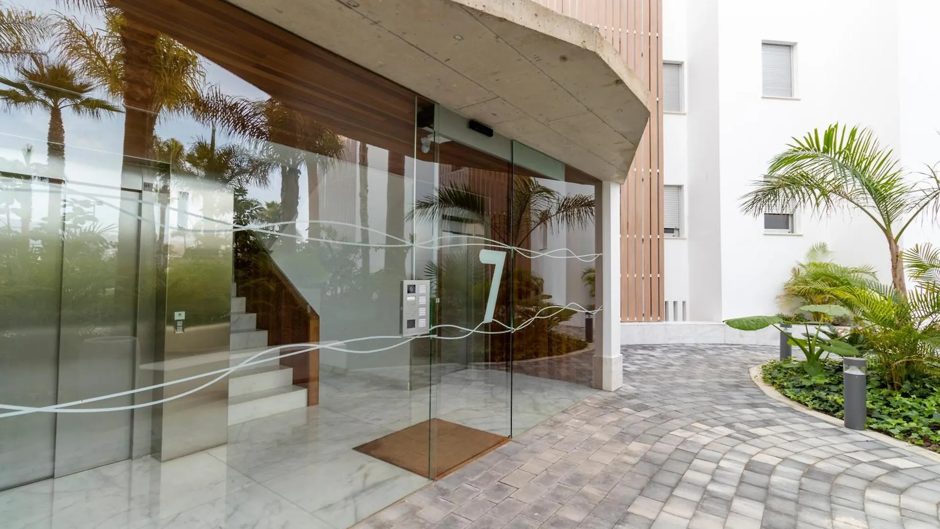 Rentitspain Apartamento Serena Terraza Con Vista A Golf Motril Apartment